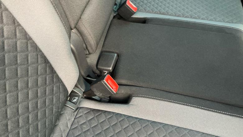 Volkswagen Tiguan 2.0 TDi 150 SE Nav 5dr Diesel Estate